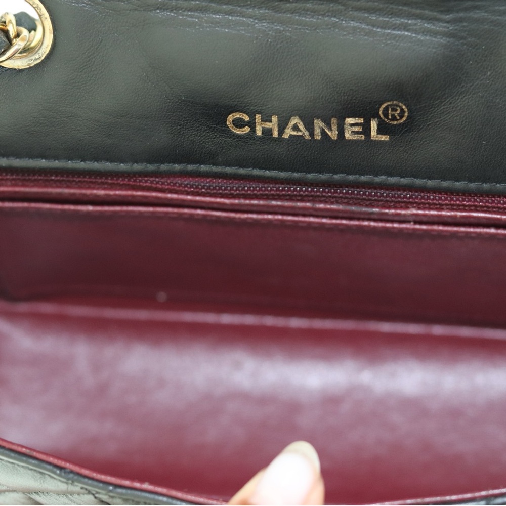 CHANEL Vintage Diana Flap Bag Quilted Lambskin‎ Small Black 1989-1990 - Picture 10 of 15